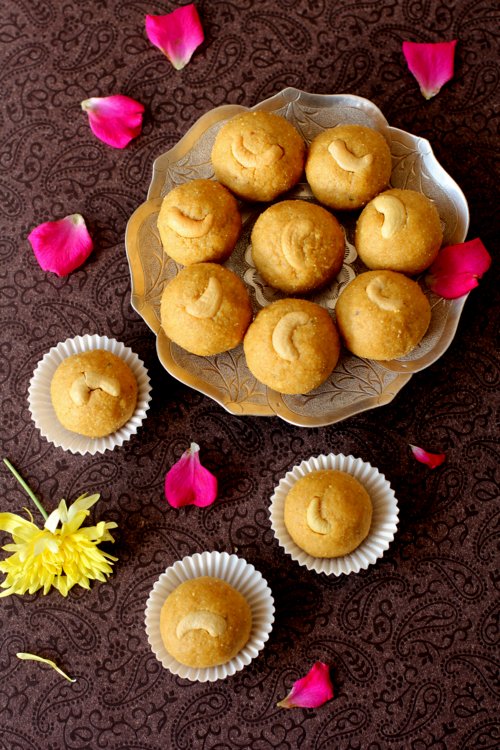 besan-ladoo