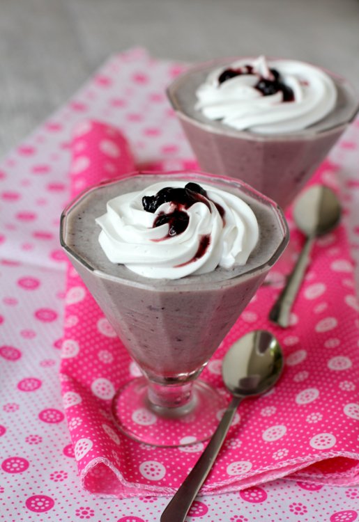 blueberry mousse