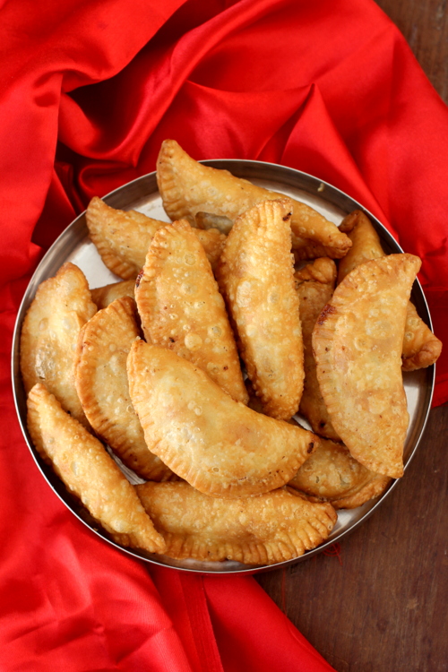 gujiya recipe