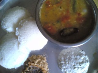 Idlis-Idli Sambar-Idli Sambar Recipe-How to make Idli-Sambar Idli