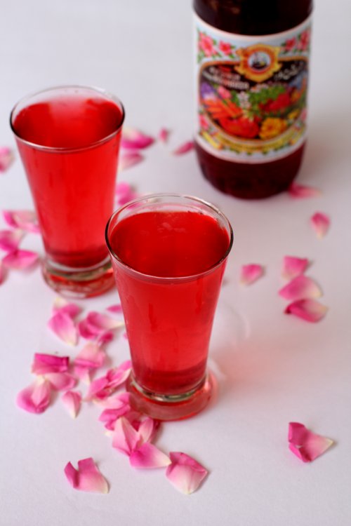 rooh afza lemonade