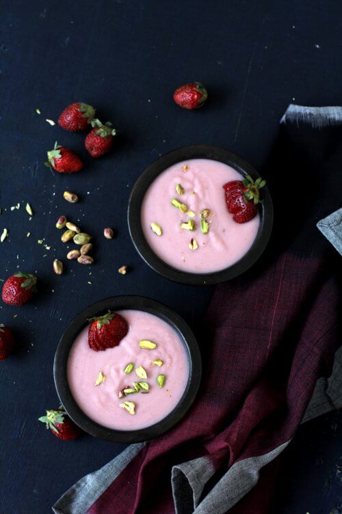strawberry phirni