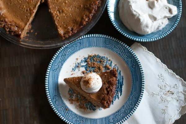 Apple Butter Pie with Biscoff Speculoos Cookie Crust
