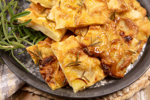 Crispy Potato Flatbread (potato crushed) Crispy Potato Flatbread (potato crushed)