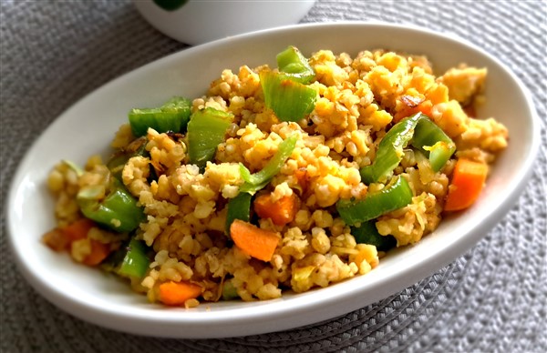 Spicy oats khichdi