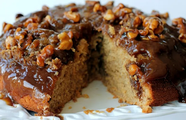 Divine Walnut and Caramel Cake Recipe