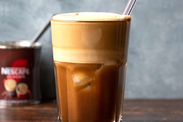 Frappe Recipe: Greek Iced Coffee Drink Frappe featured.