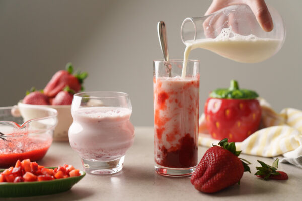 Korean Strawberry Milk – Hungry Huy Korean Strawberry Milk - Hungry Huy