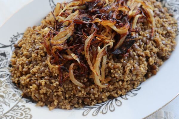 Middle Eastern Bulgur and Lentil Pilaf (Mujadara) – Umamimami Middle Eastern Bulgur and Lentil Pilaf (Mujadara) - Umamimami