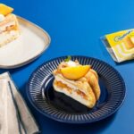 Cream and peaches tile with pavesini