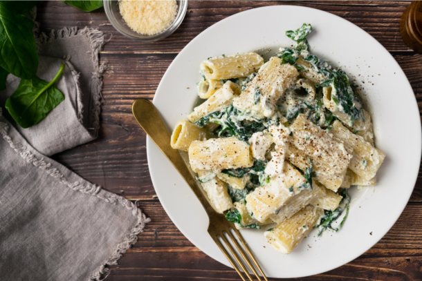 Rigatoni with Creamy ricotta and spinach (rigatoni and spinach)