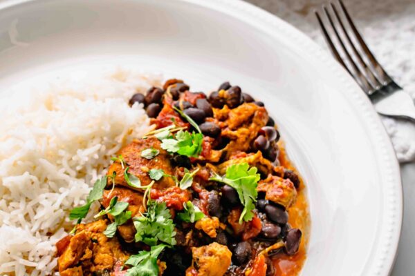 Slow Cooker Caribbean Chicken Thigh Curry