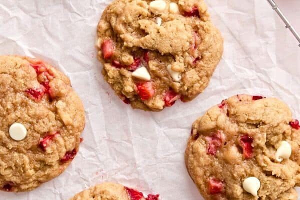 strawberry cookies pin.