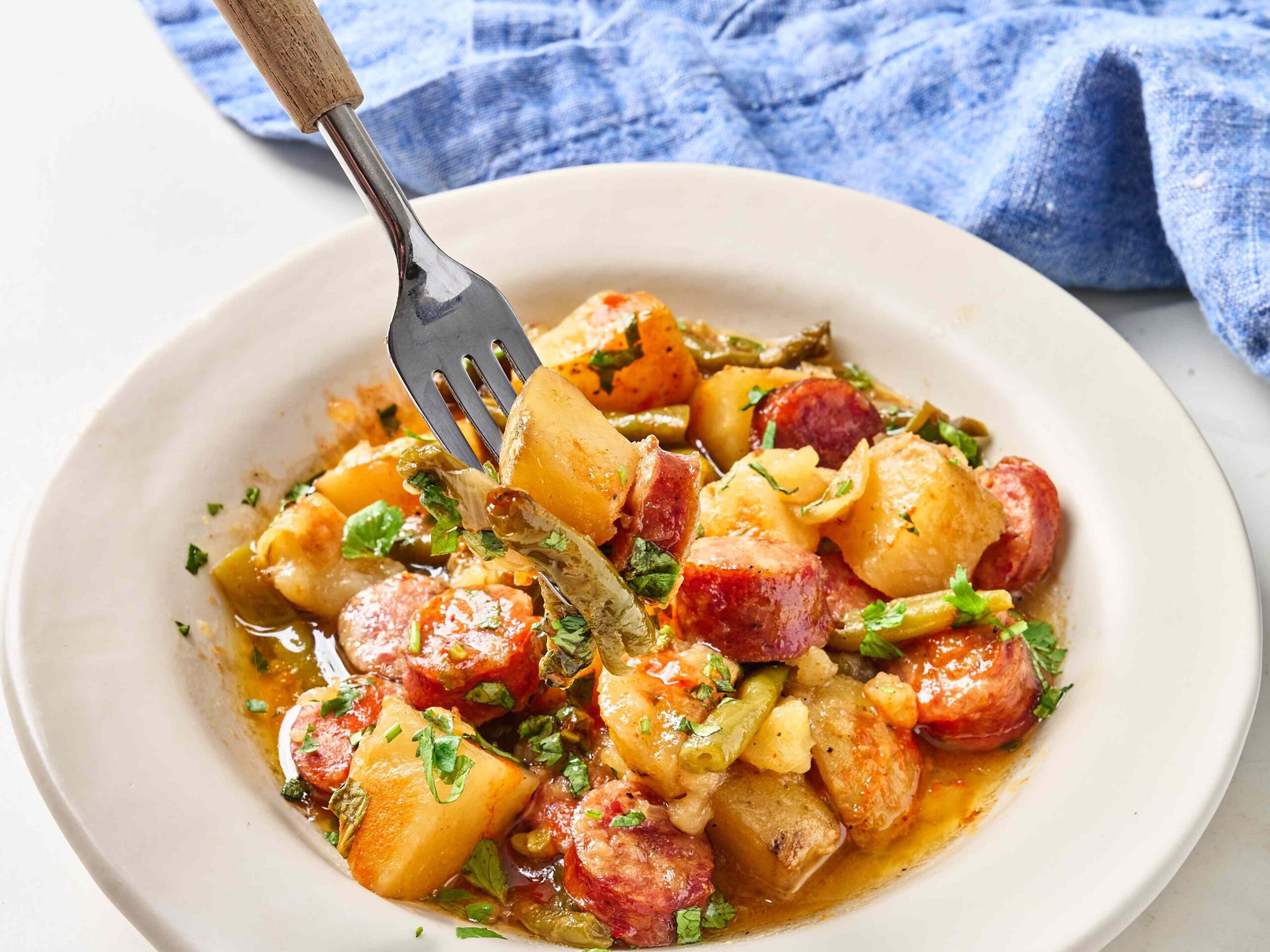 5 Easy Slow Cooker Dinners To Make on Repeat This Fall 2 The Slow Cooker Dinner We Can't Stop Making