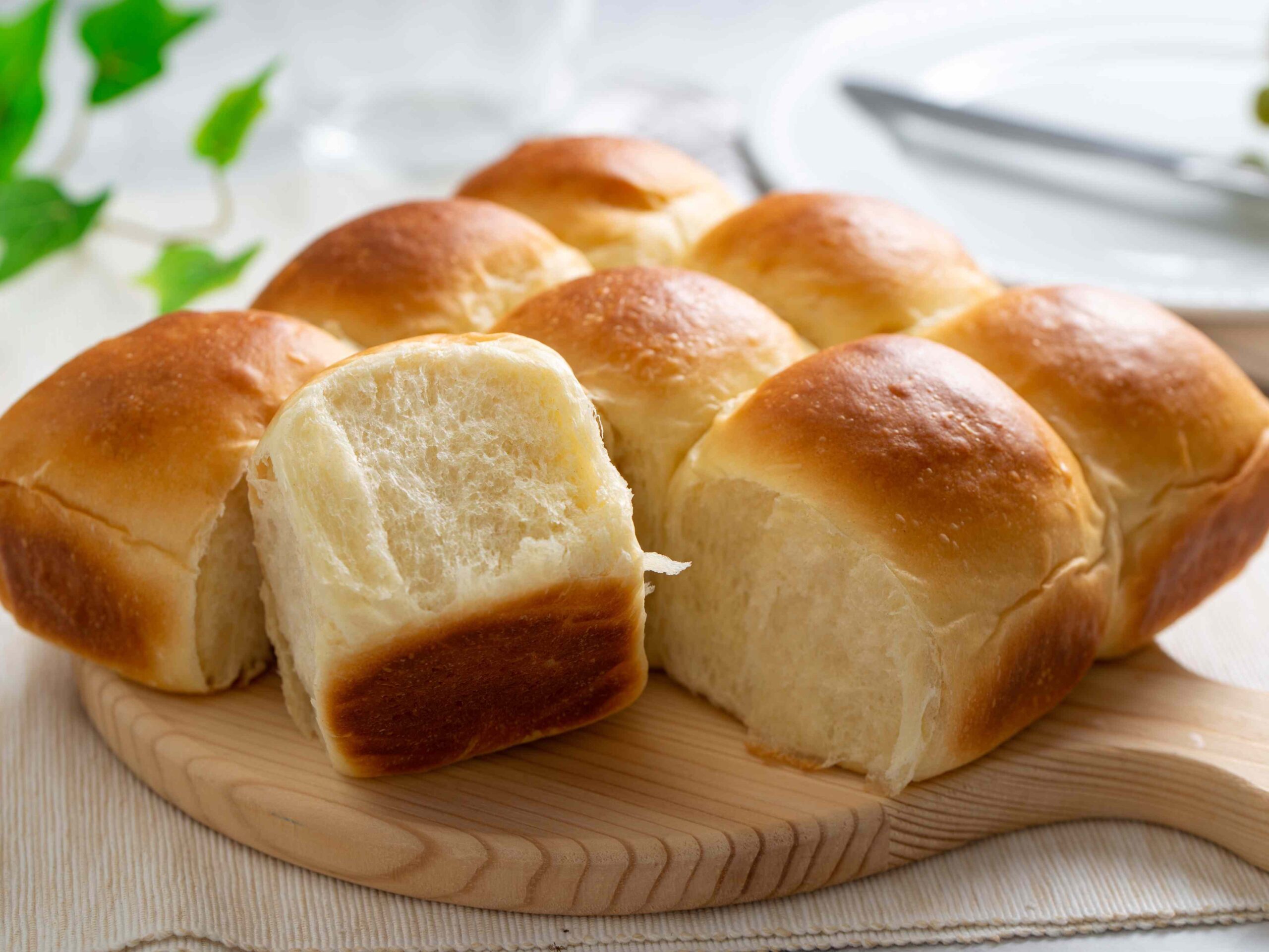 These 6-Ingredient Rolls Were My Missouri Grandma’s Claim to Fame