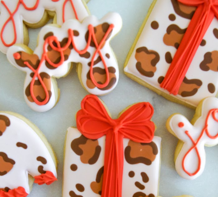 Your Decorated Christmas Cookie Questions Answered!