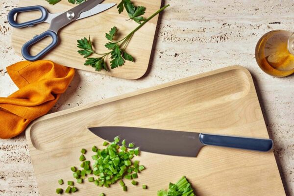 7 Non-Toxic Alternatives to Plastic Cutting Boards