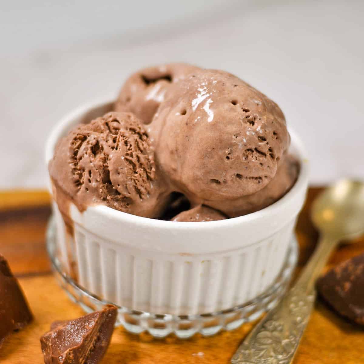 Chocolate Ice Cream Recipe - Recipe52.com