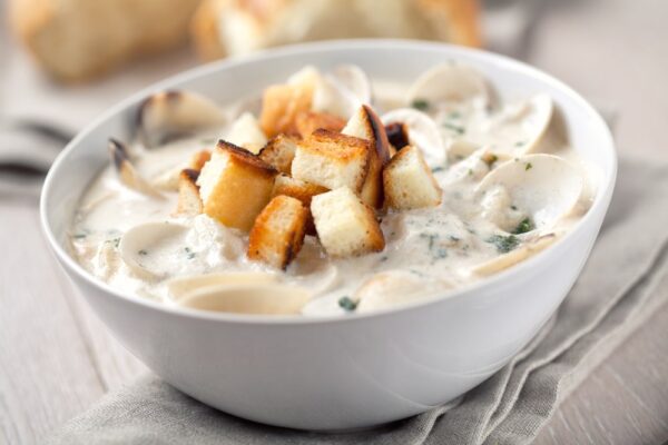 Creamy Clam Chowder with Homemade Croutons