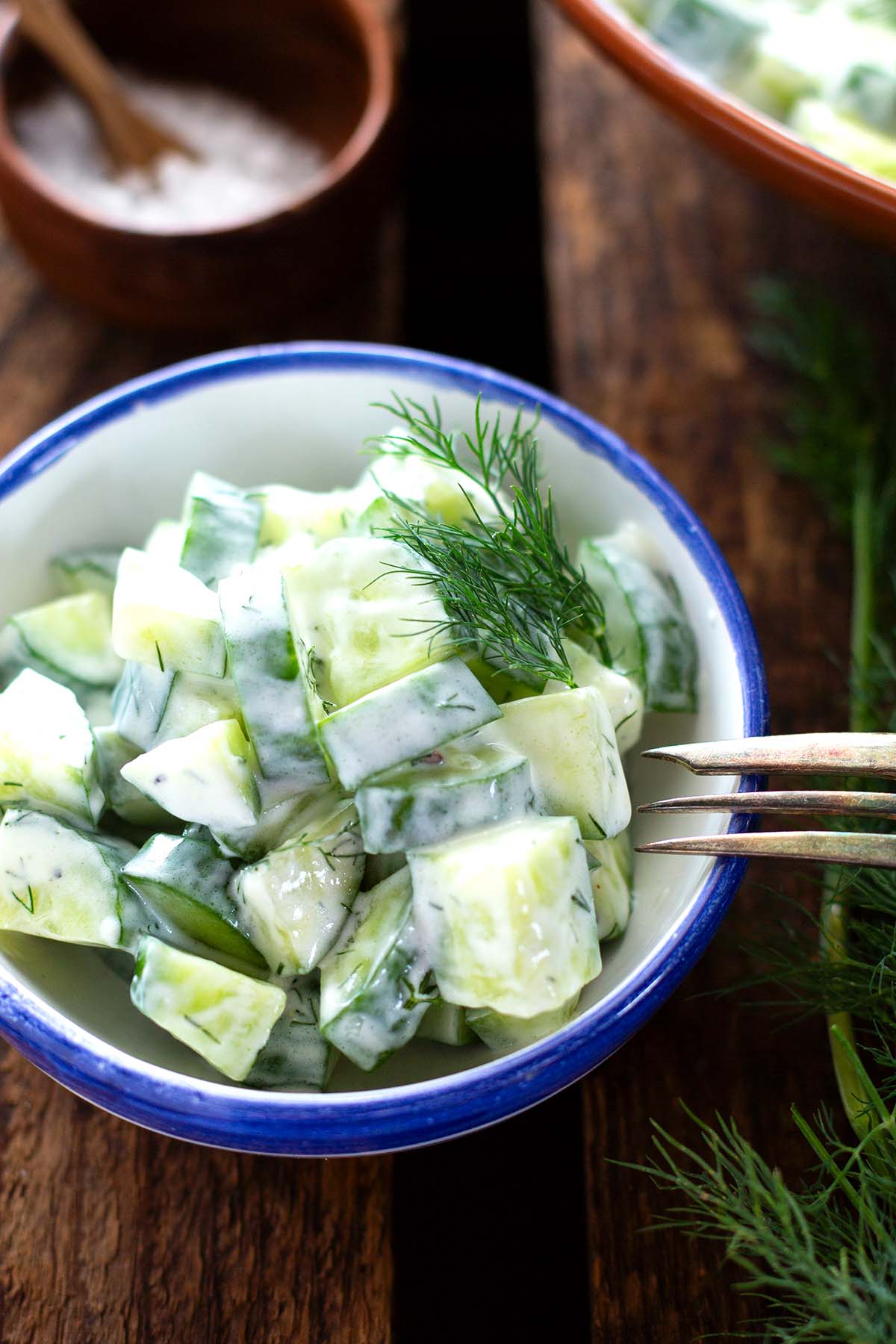 Cucumber salad with yogurt dressing (simple & classic)