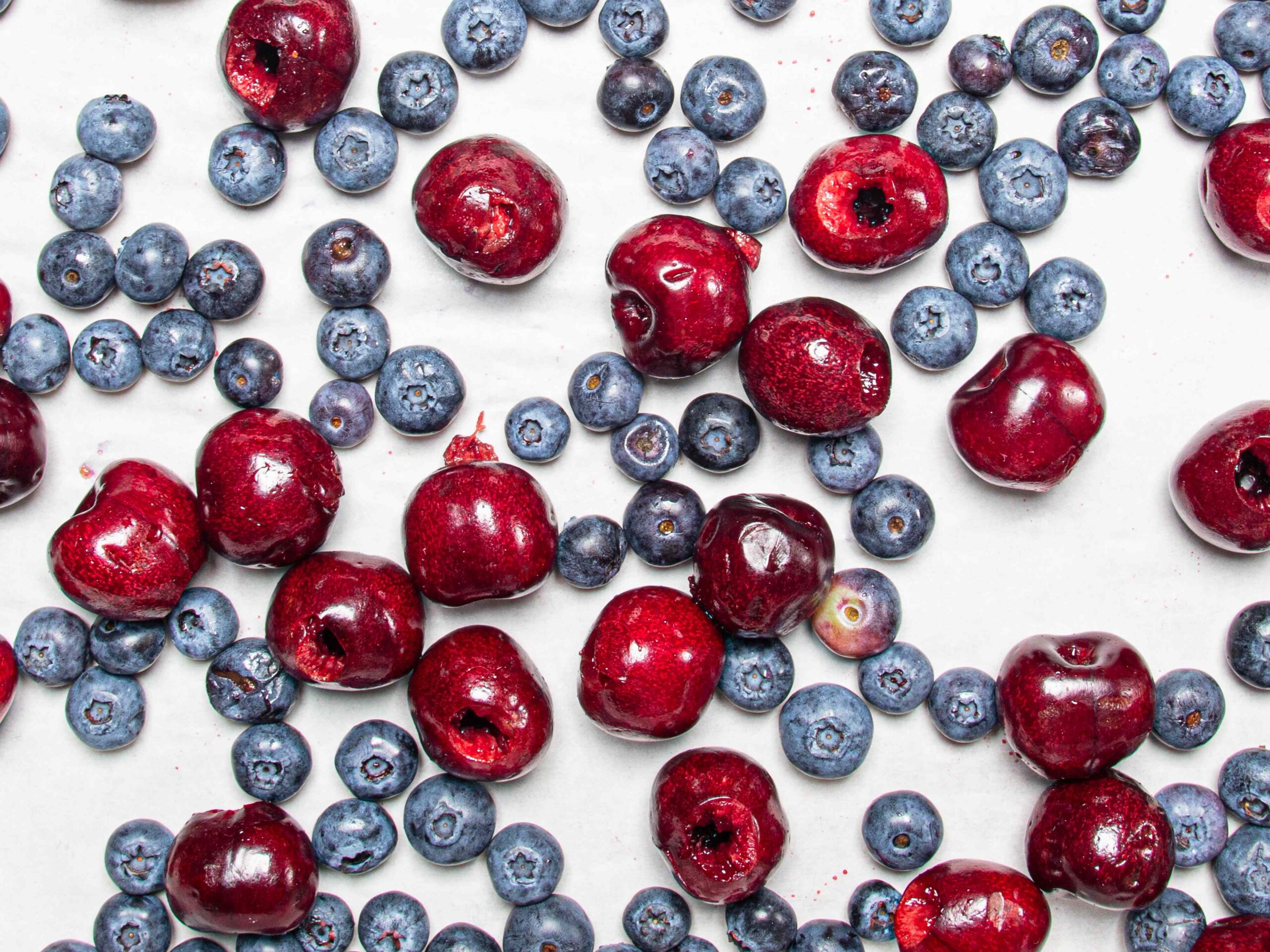 Don’t Let Your Summer Fruit Turn to Mush—7 Tips to Freeze It the Right Way