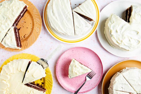 I Asked 4 Professional Bakers for Their Favorite Boxed Cake Mix and They All Said the Same Thing