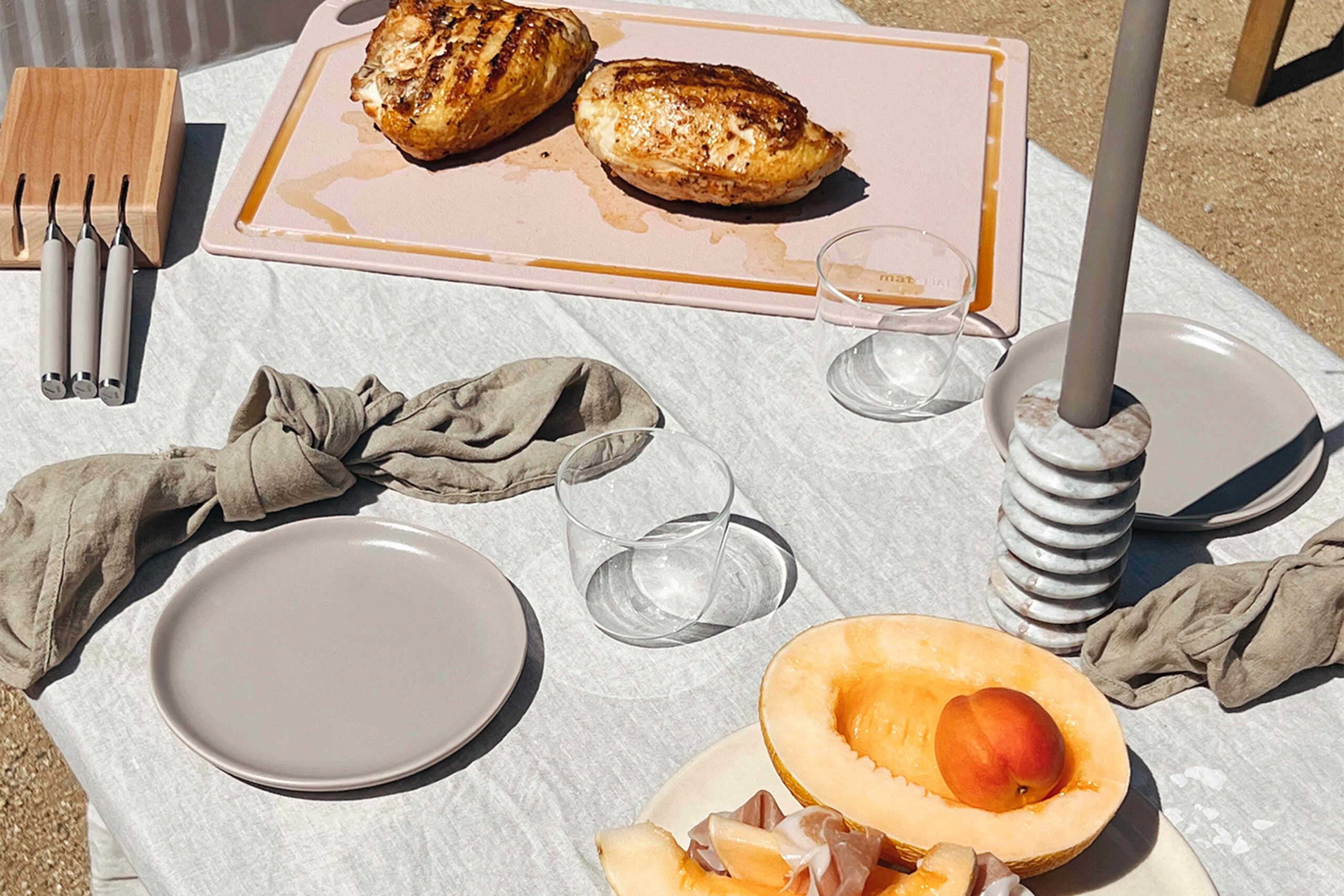 Material Kitchen Dropped a Non-Toxic Cutting Board