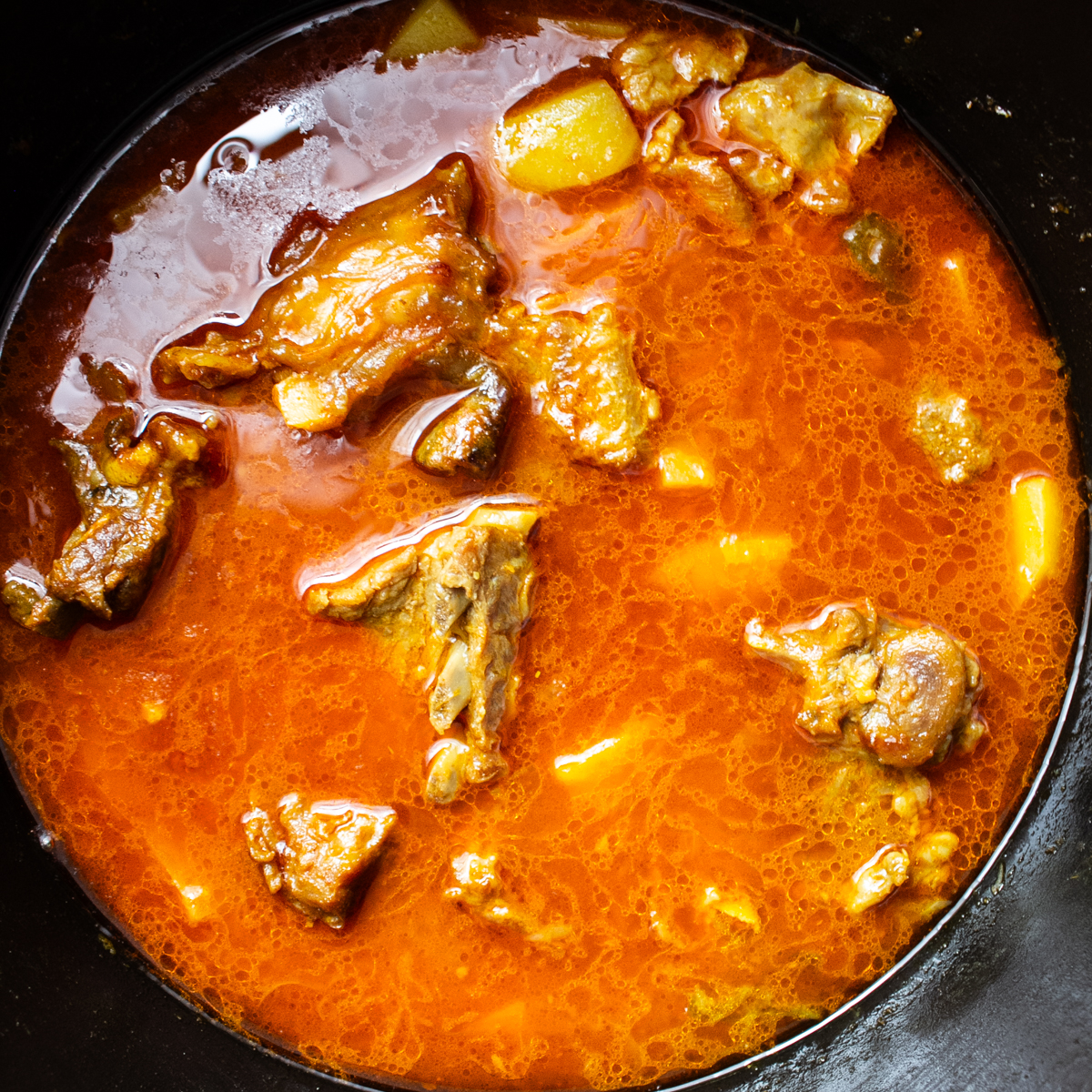 Pakistani Style Classic Aloo Gosht (Mutton with Potatoes)