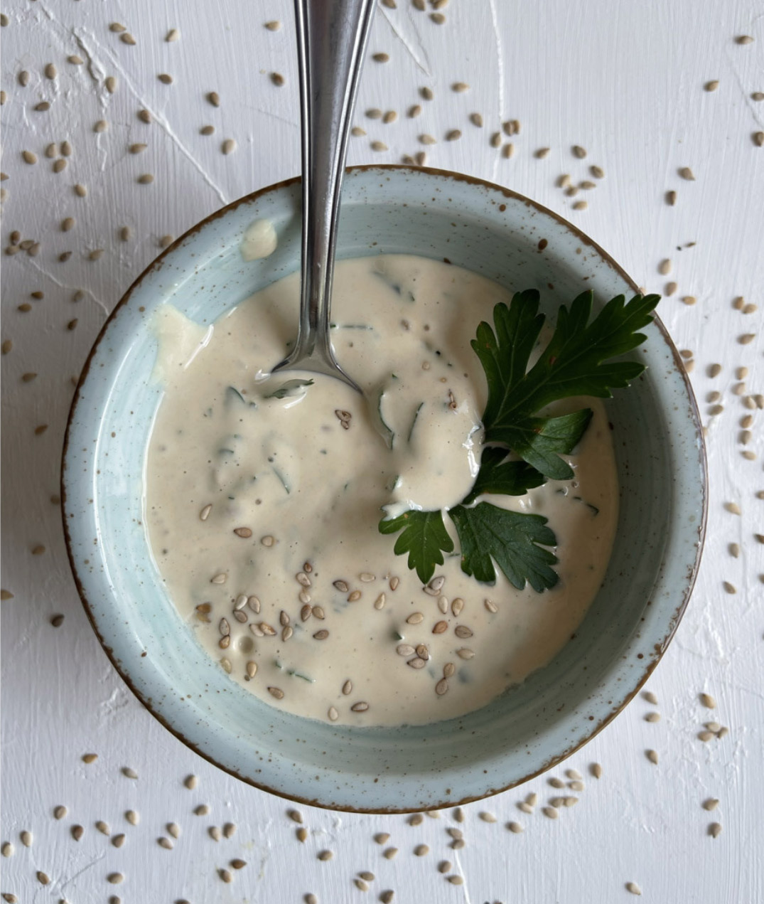 Tahin sauce: creamy, nutty and very versatile!