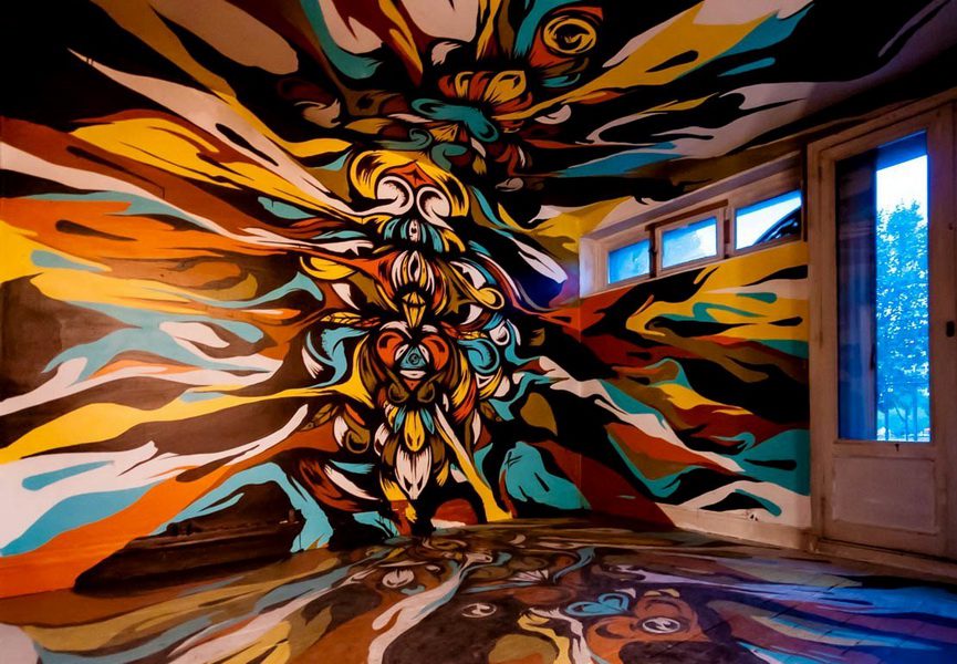 Modern Art in Portugal Radiates Vibrant Visions - Maria Lawton 1 Modern Art in Portugal Radiates Vibrant Visions - Maria Lawton