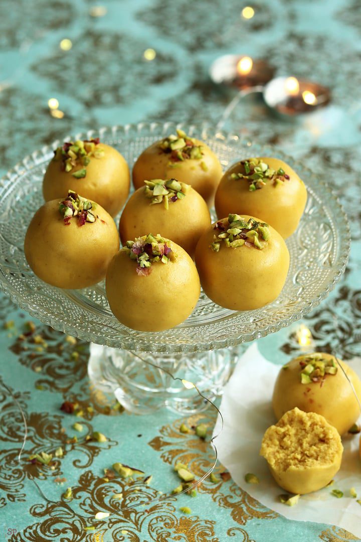 Besan Ladoo Recipe | Besan Laddu Recipe 1 Besan Ladoo Recipe | Besan Laddu Recipe