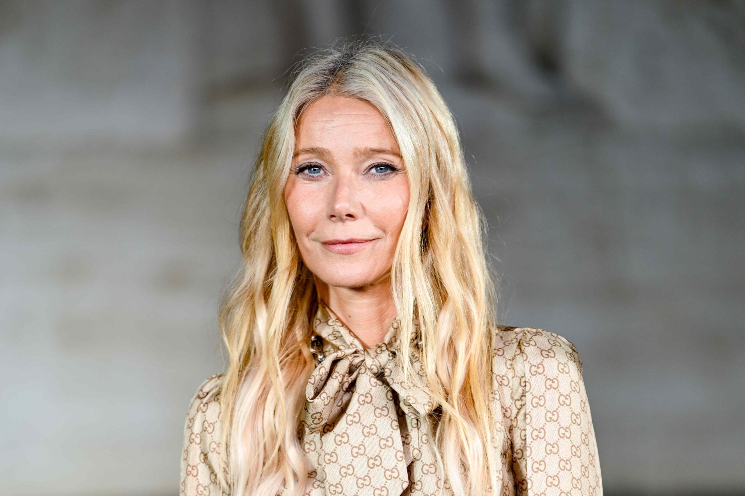 Gwyneth Paltrow’s $13 ‘Secret Weapon’ for Foot Pain Is a Shopper-Favorite Among People Who Stand All Day 3 Gwyneth Paltrow’s $13 ‘Secret Weapon’ for Foot Pain Is a Shopper-Favorite Among People Who Stand All Day