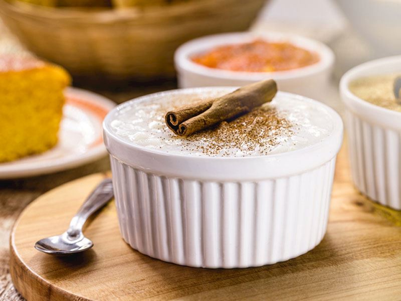 What ought to the pot don't maintain the underside whereas making rice pudding? 1 What should the pot do not hold the bottom while making rice pudding?